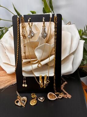 11-Piece Gold-Plated Fashion Jewelry Lot Necklaces Earrings Charms